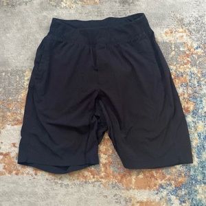 Lululemon men’s black shorts